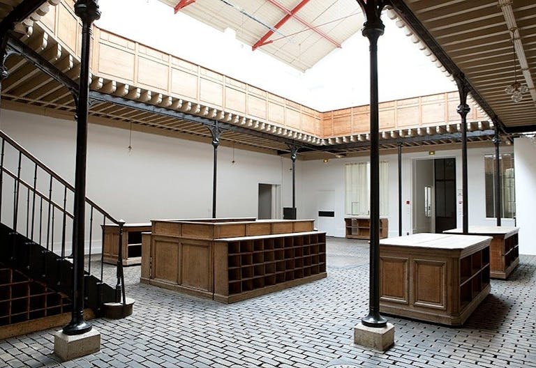 Atypical Venue near Bastille / Le Marais - Ideal for Fashion Week Showroom / Shooting / Filming - Image 2