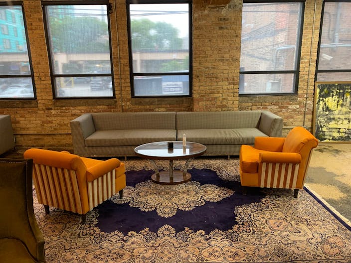 Cozy Art Studio in Chicago - Image 1