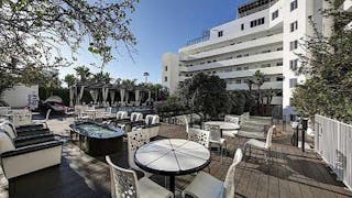 Rooftop Bar in Santa Monica - Image 1