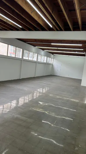 Large Custom Space in Prime Fairfax Location - Image 3