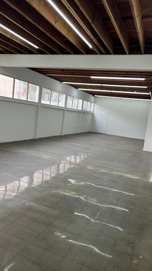 Large Custom Space in Prime Fairfax Location - Image 3