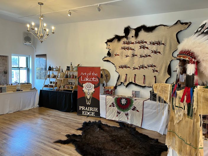 Modern Penthouse Showroom in SoHo - Image 2