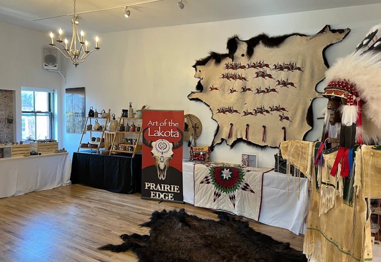 Modern Penthouse Showroom in SoHo - Image 2