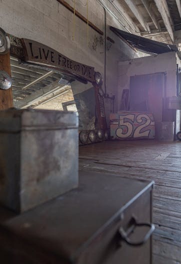 Industrial-Chic Creative Space for Events & Productions in Hyde Park - Image 4