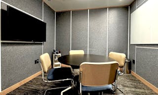 Corporate Lounge in Midtown East for up to 50 - Image 4