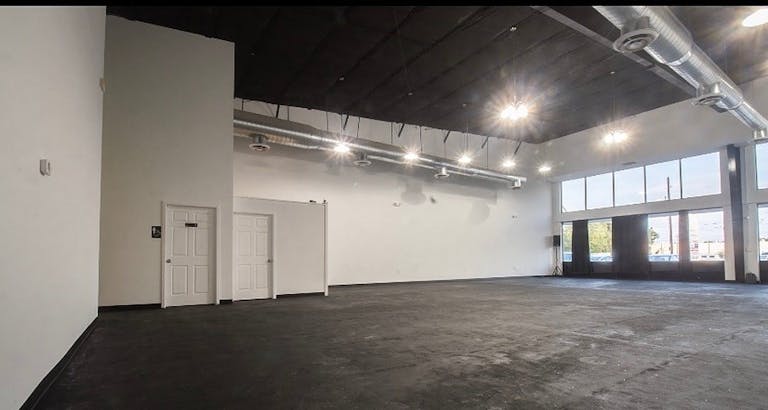 Modern chic industrial - Image 4