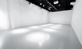 Multimedia Pop-Up/Event Space on Broadway - Image 14