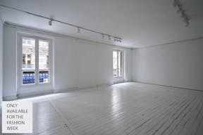 Beautiful Art Gallery - Image 20