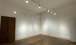 Rue Cambon 200 m2 newly renovated showroom perfect for Fashion Week - Image 3