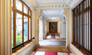 Luxury Apartment near the Parc Monceau - Image 9