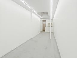 galerie d'art république - marais - Image 10