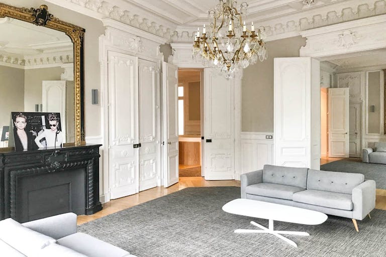 Unique Space near Arc de Triomphe - Image 2