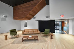 Flexible Showroom in East Village - Image 15