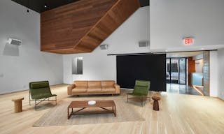 Flexible Showroom in East Village - Image 15