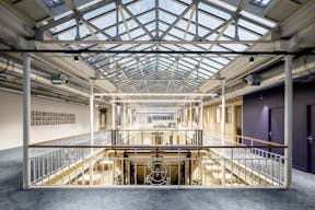 Un lieu hors norme qui fait le pont entre histoire et modernit� - Image 4