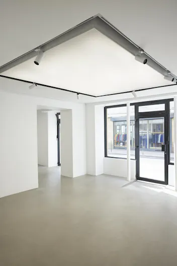 Belle Boutique à Louer – Marais, Paris 3e – Idéale pour Pop-Up Stores et Événements - Image 1