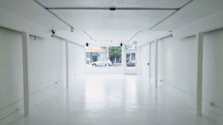 Gloss White Gallery Space on Fairfax Ave - Image 27
