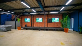 Modern Industrial Warehouse Space in DTLA for events, film/tv and photo shoots - Image 3