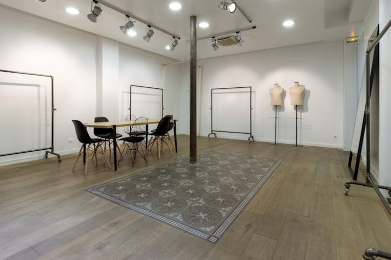 Showroom on rue de Turenne - Image 0