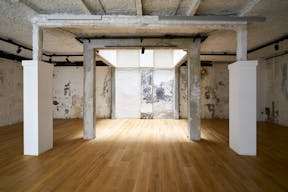 Entire art gallery in Le Marais, Paris - Image 5