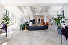 Hudson Square open space - Image 4