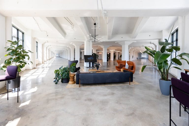 Hudson Square open space - Image 4