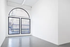 Bright Gallery in Le Marais  - Image 5
