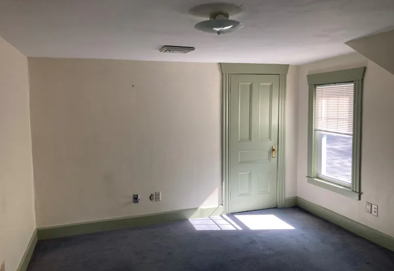 Commercial Space For Rent - Image 1