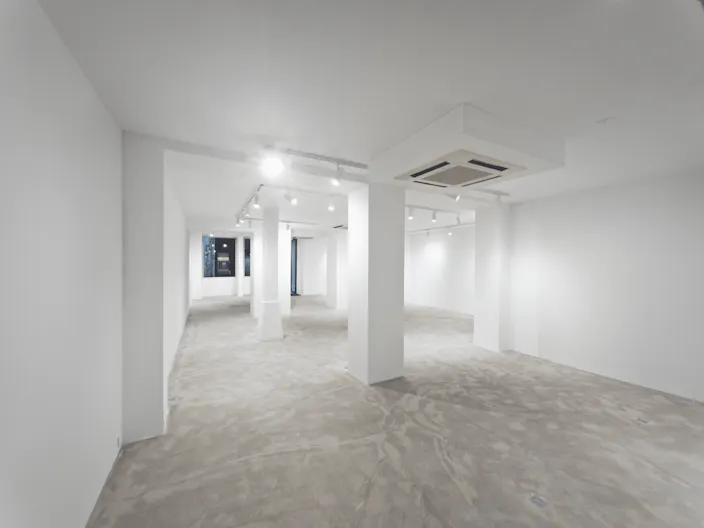 Rue Chapon Showroom - Image 4