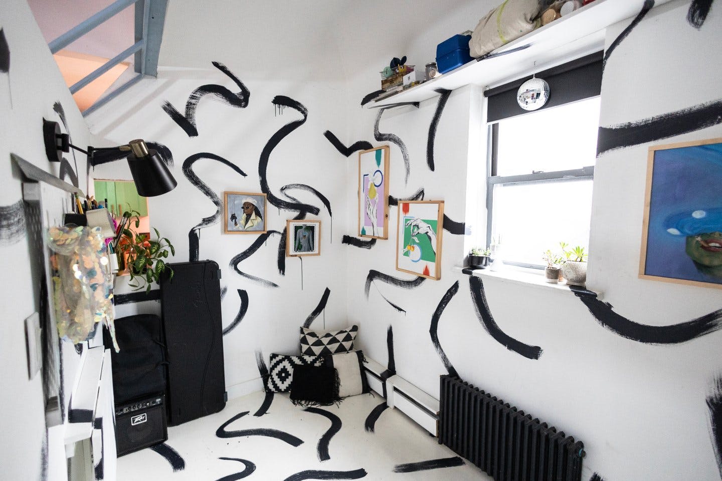 Colorful Spacious Garden Apartment in Red Hook, Brooklyn
