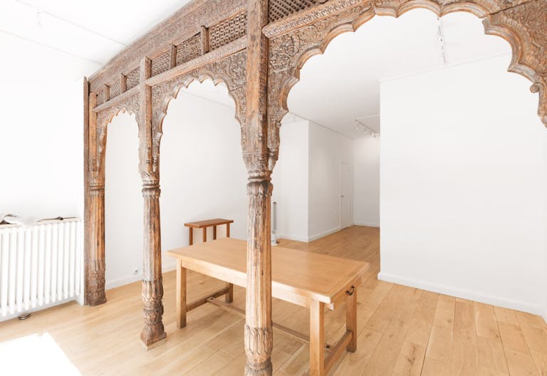 Beautiful Marais Gallery Space - Image 3