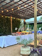 Swoop House in East Austin - Image 5