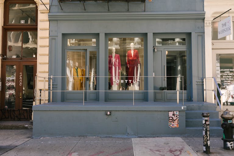 SHORT-TERM Green Street, 27 - Image 0