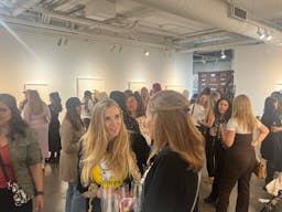 Gallery under the high Line - Image 6