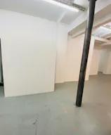 pop up store, vast and bright Haut Marais Paris - Image 9