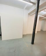 pop up store, vast and bright Haut Marais Paris - Image 9