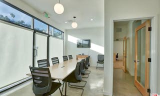 Prime Silverlake Office or Retail Space! - Image 5