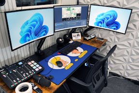 Modern Podcast Studio (Fully Equipped) - Image 7