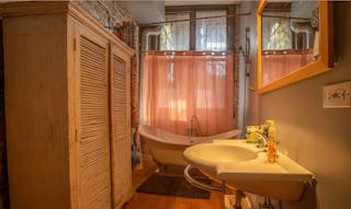 Artsy & Homey Wicker Park Loft - Image 5