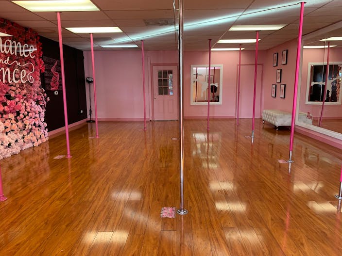 Event space in Carson for all types of occasions - Image 2