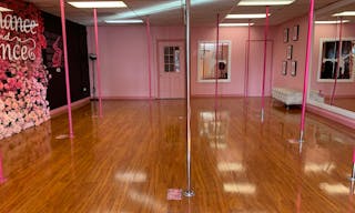 Event space in Carson for all types of occasions - Image 2