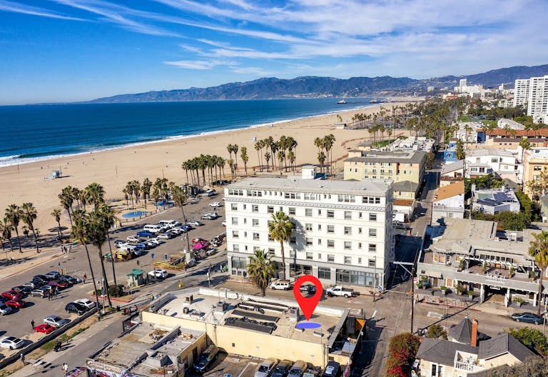 Venice Beach Turnkey Event Venue - Image 3