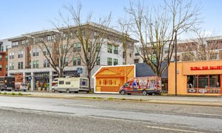 Excellent Show Room Space Near Downtown Mountain View - Image 0