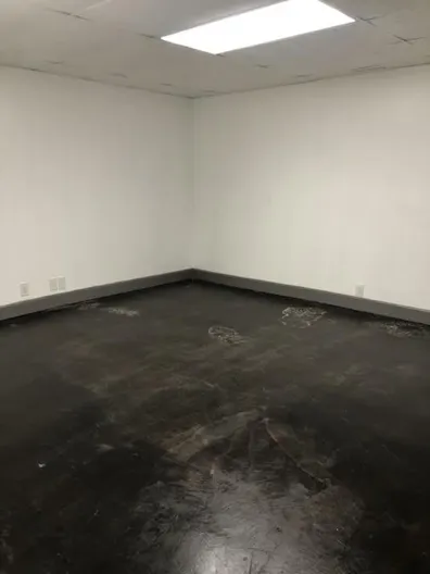 EVENT SPACE / CROSSFIT / OFFICE SHOWROOM— FOR LEASE - Image 3