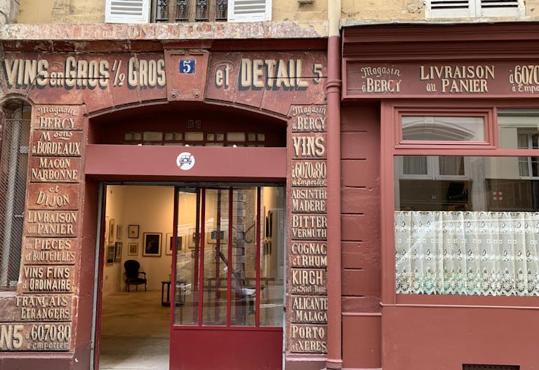 Gallery Showroom Paris 9th - Image 4