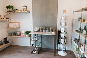 Unique Space in Trendy St. Elmo District - Image 12