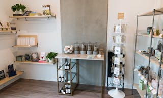 Unique Space in Trendy St. Elmo District - Image 12