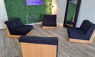 Inglewood's Entertainment District Studio - Image 4