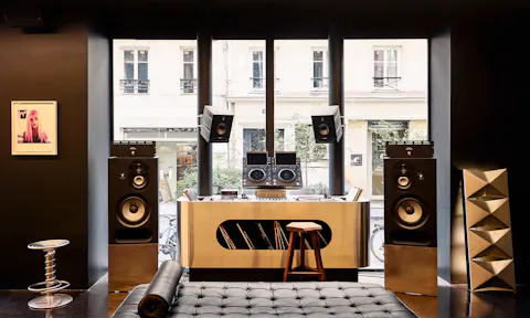 Concept store & Bar design au cœur du Marais – pop-up et showroom - Image 0