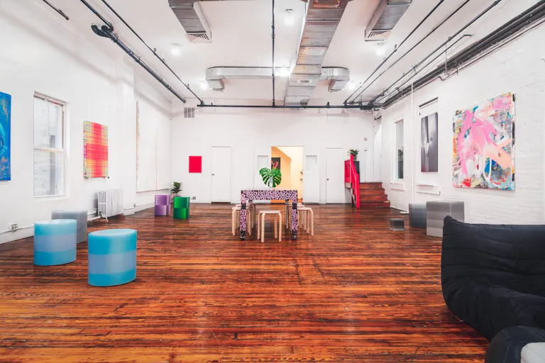 Stunning Open Art Gallery in Chelsea - Image 2